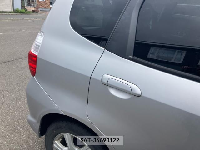 Honda FIT 2007-10 8727523-9