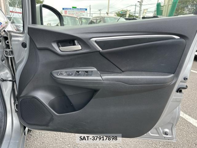 Honda FIT 2016-10 8728005-16