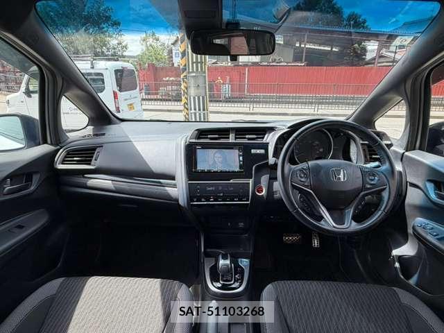 Honda FIT 2019-07 8728998-2