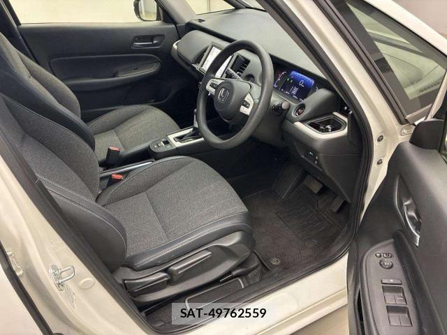Honda FIT 2021-04 8730636-3