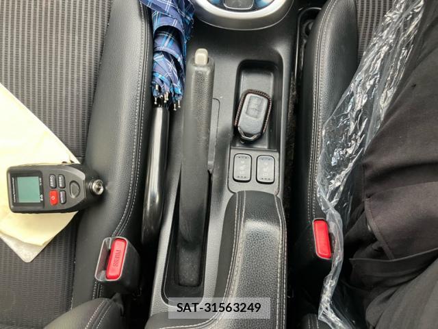 Honda FIT 2018-04 8730755-19