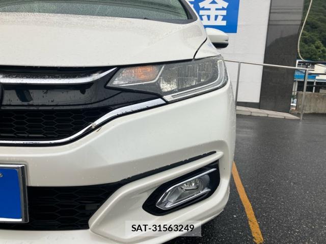 Honda FIT 2018-04 8730755-6