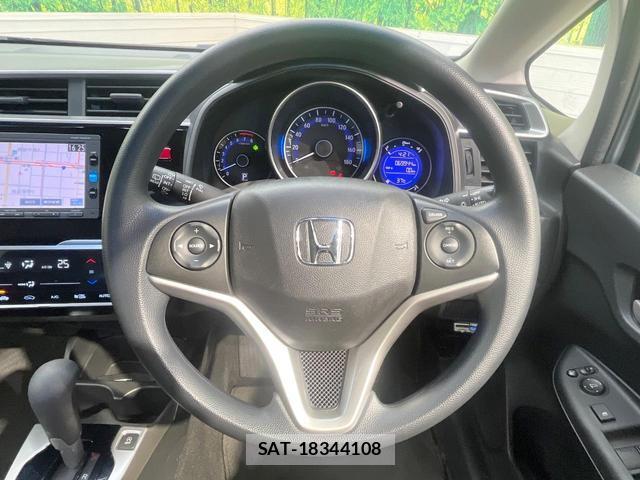 Honda FIT 2015-10 8730829-10