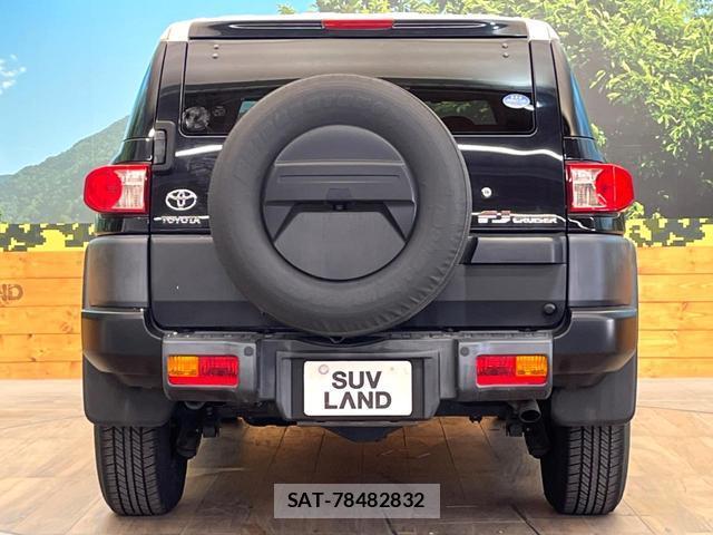Toyota FJ CRUISER 2016-11 8727780-14
