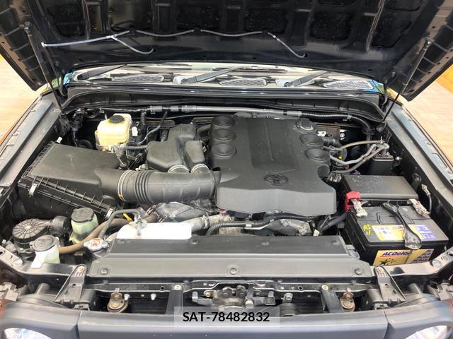 Toyota FJ CRUISER 2016-11 8727780-17