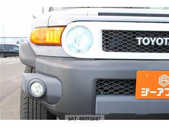 Toyota FJ CRUISER 2015-09 8730061-16