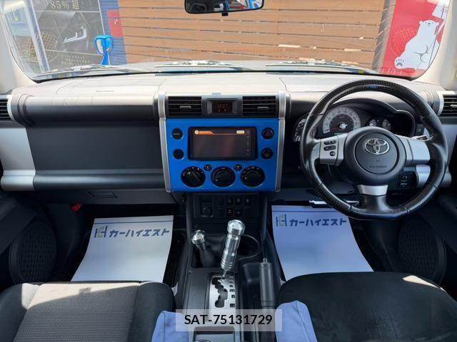 Toyota FJ CRUISER 2011-07 8730167-15