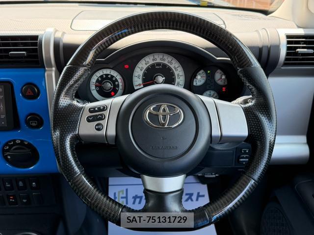 Toyota FJ CRUISER 2011-07 8730167-18