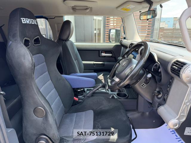 Toyota FJ CRUISER 2011-07 8730167-9