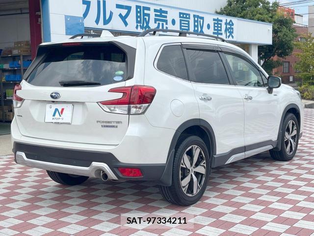 Subaru FORESTER 2019-10 8727970-16