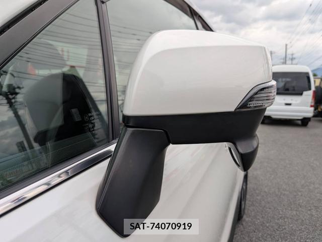 Subaru FORESTER 2017-01 8728761-14
