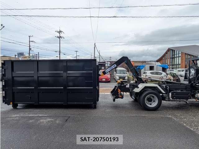 Isuzu FORWARD 2026-08 8726163-8