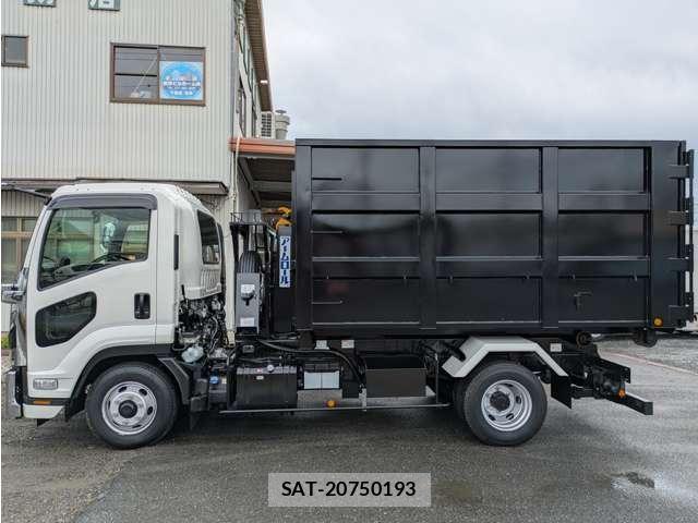 Isuzu FORWARD 2026-08 8726163-9