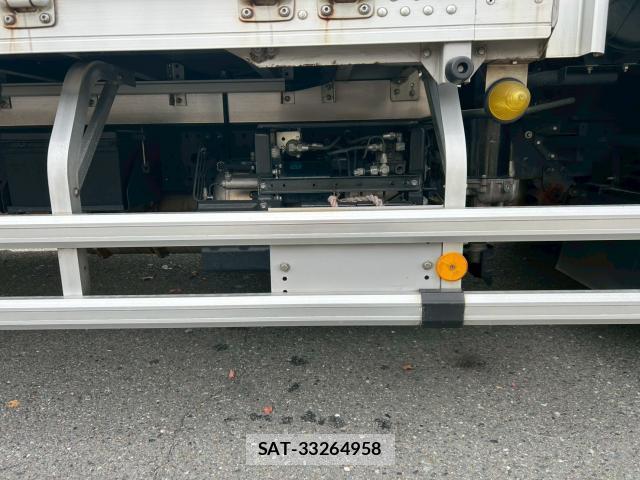 Isuzu FORWARD 2017-06 8730403-2