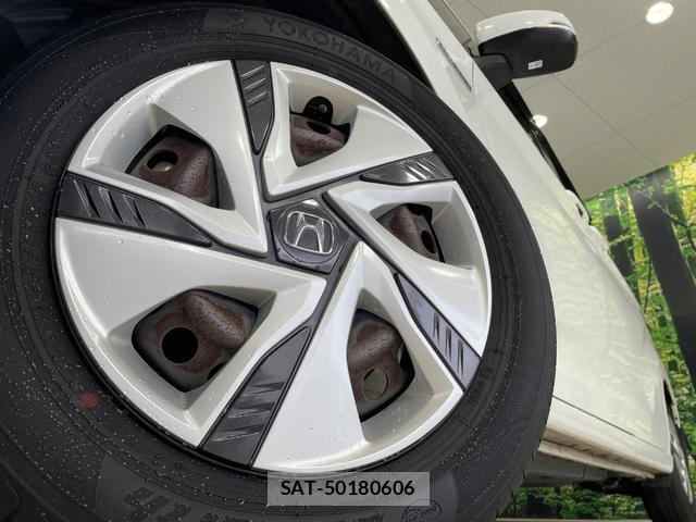 Honda FREED HYBRID 2017-05 8727986-13