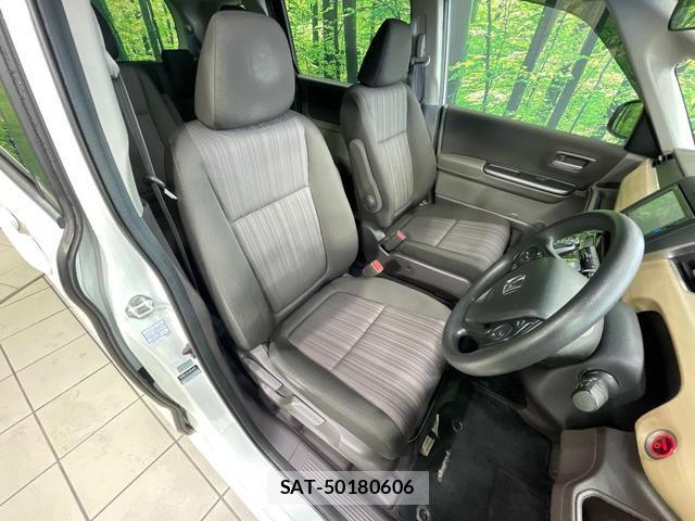 Honda FREED HYBRID 2017-05 8727986-7