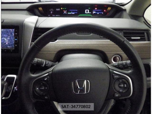 Honda FREED 2023-01 8729774-7