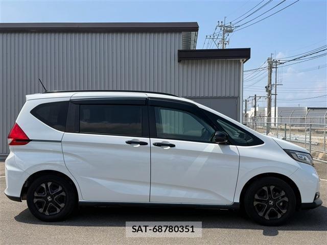 Honda FREED 2024-01 8726566-9