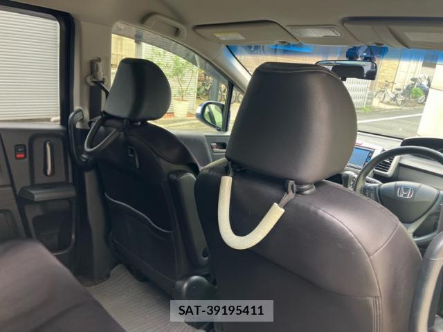 Honda FREED 2015-11 8727151-8
