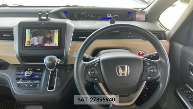 Honda FREED 2018-03 8729635-16