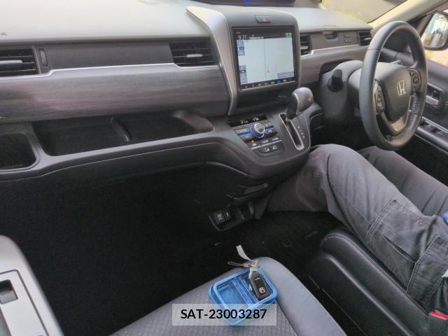 Honda FREED 2021-12 8729973-2