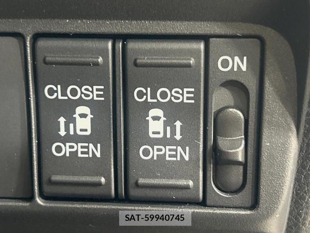 Honda FREED 2025-09 8730919-3