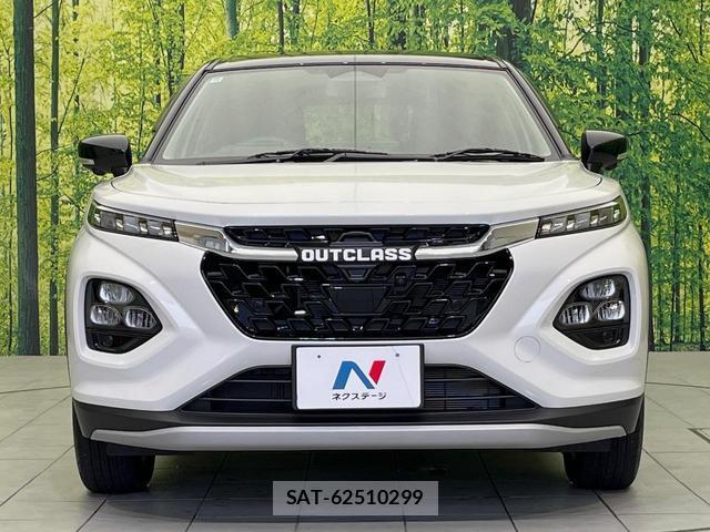 Suzuki Fronx 2024-10 8725819-13