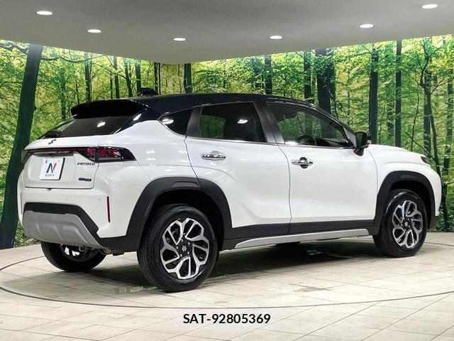 Suzuki Fronx 2024-10 8728030-16