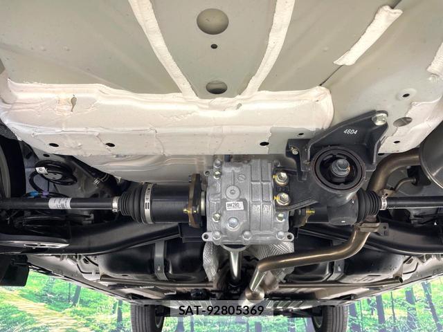 Suzuki Fronx 2024-10 8728030-18