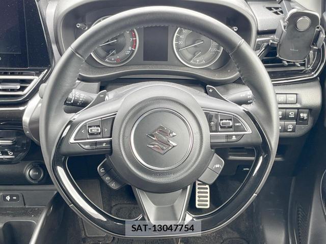 Suzuki Fronx 2025-05 8728253-12