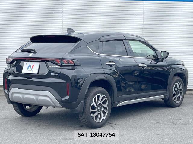 Suzuki Fronx 2025-05 8728253-17