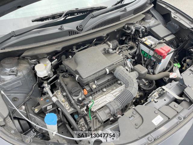 Suzuki Fronx 2025-05 8728253-18