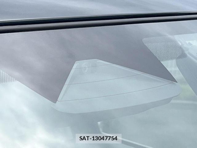 Suzuki Fronx 2025-05 8728253-4