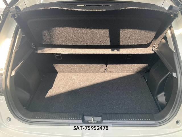Suzuki Fronx 2025-11 8728641-12