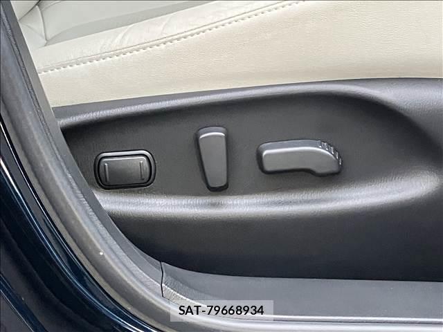 Nissan FUGA HYBRID 2016-01 8726050-4