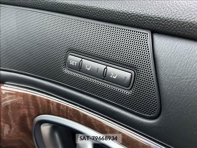 Nissan FUGA HYBRID 2016-01 8726050-5