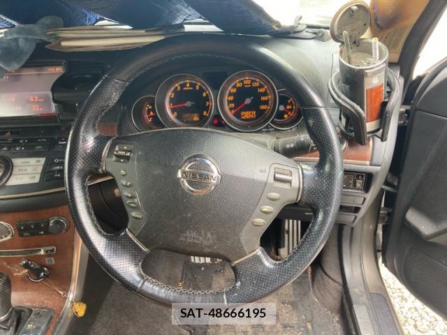 Nissan FUGA 2005-03 8727361-11