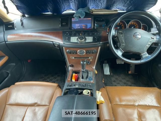Nissan FUGA 2005-03 8727361-7