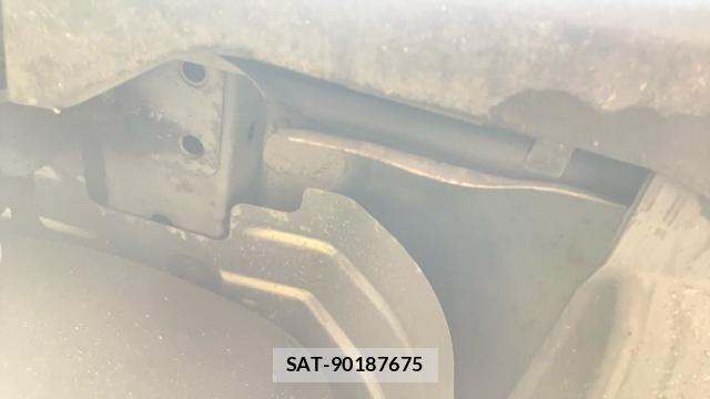 Nissan FUGA 2005-06 8727529-17