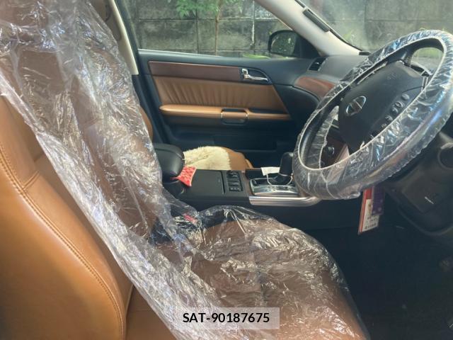 Nissan FUGA 2005-06 8727529-4