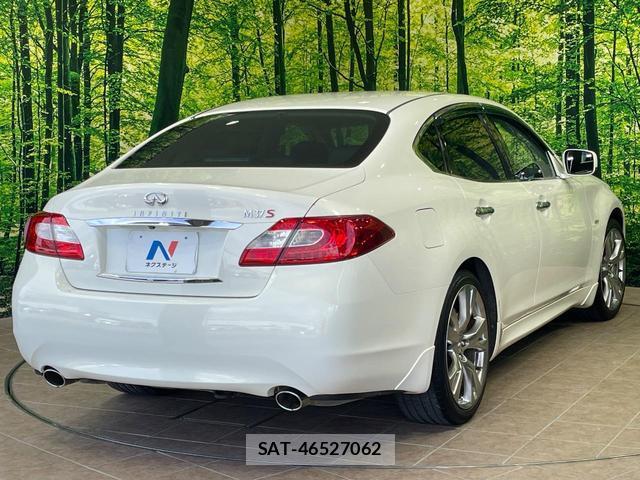 Nissan FUGA 2011-06 8730043-17