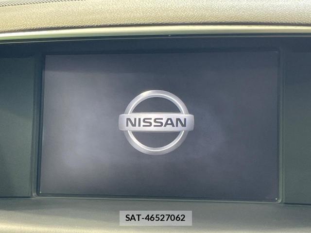 Nissan FUGA 2011-06 8730043-3