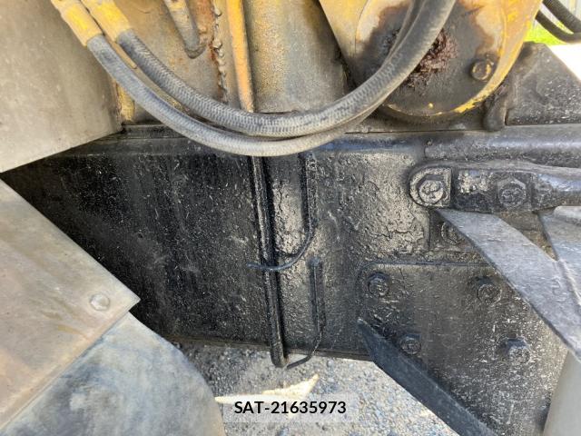Isuzu GIGA 2003-01 8730400-11