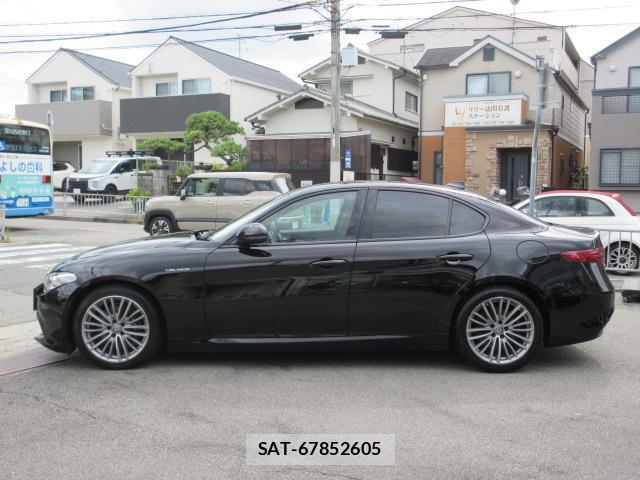 ALFA ROMEO Giulia 2019-07 8727179-10