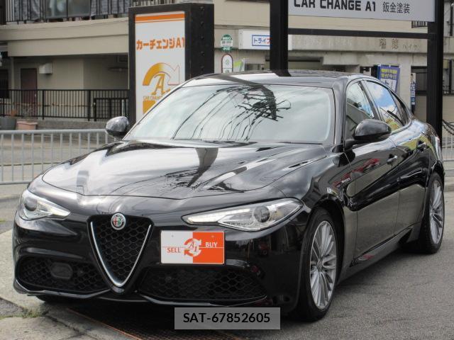 ALFA ROMEO Giulia 2019-07 8727179-12