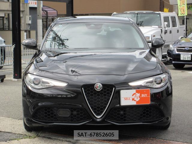 ALFA ROMEO Giulia 2019-07 8727179-9