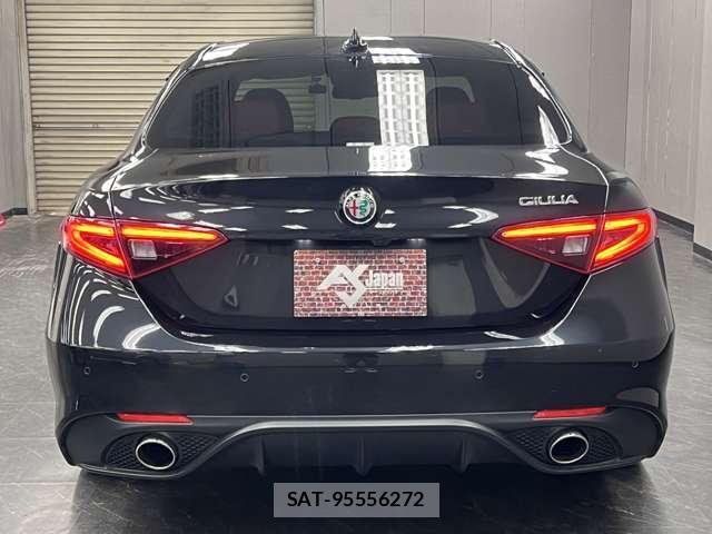 ALFA ROMEO Giulia 2021-09 8731447-9