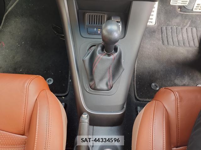 ALFA ROMEO GIULIETTA 2016-10 8725812-12