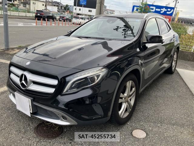 Mercedes Benz GLA-CLASS 2015-04 8726513-1