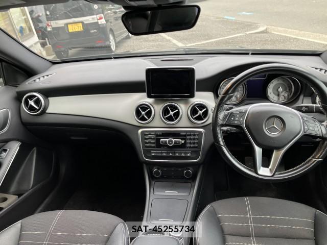 Mercedes Benz GLA-CLASS 2015-04 8726513-4